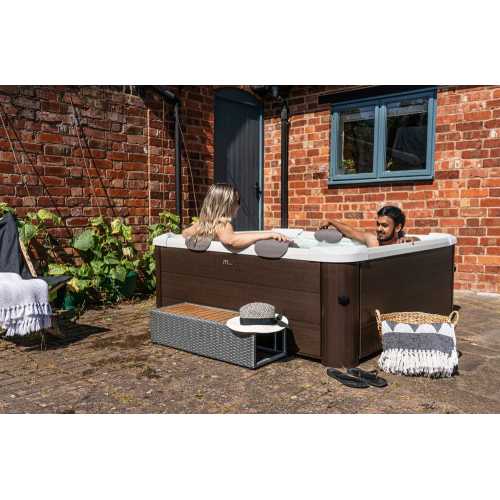 MSpa Tribeca 46 Person Collapsable Hard Shell Hot Tub Spa Naken